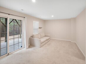 411 Cross Country Way in Durham, NC - Building Photo - Building Photo