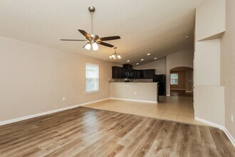 3199 Hidden Meadows Ct in Green Cove Springs, FL - Foto de edificio - Building Photo