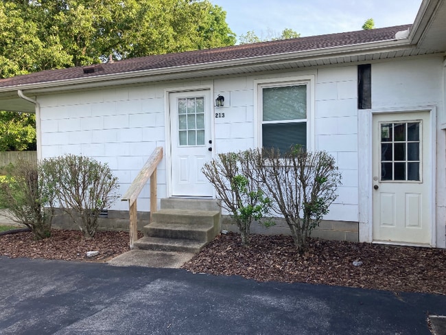 property at 213 S Baird Ln