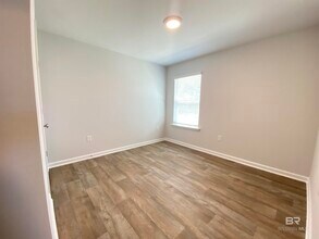 10660 Northern Dancer Ct in Daphne, AL - Building Photo - Building Photo