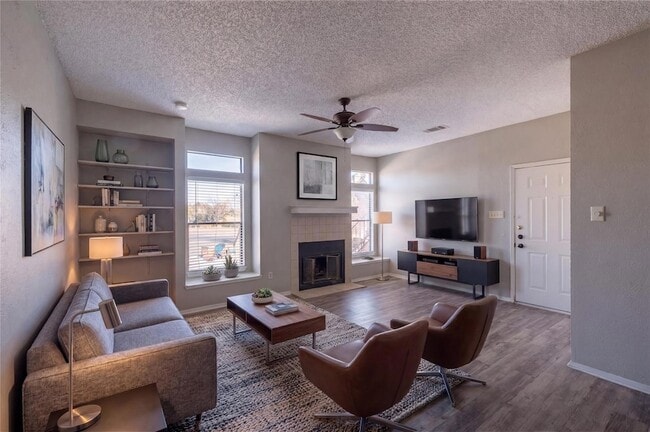 property at 5305 Indio Dr