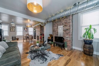 1418 High St in Pittsburgh, PA - Building Photo - Building Photo