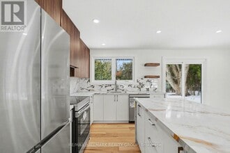 52 Glenridge Rd in Ottawa, ON - Building Photo - Building Photo