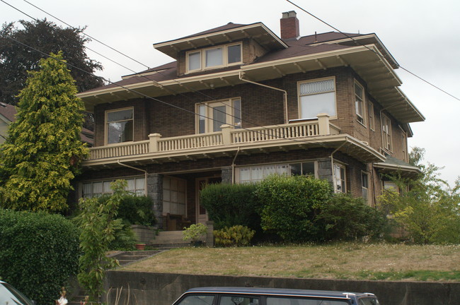 Burke House in Seattle, WA - Building Photo - Building Photo