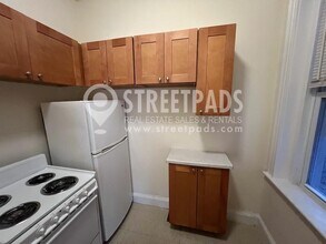 29 Park Dr in Boston, MA - Building Photo - Building Photo