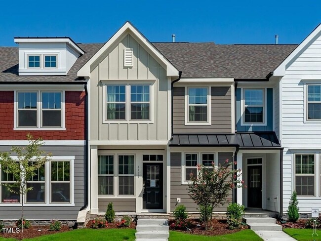 462 Channel Drop Dr in Clayton, NC - Building Photo - Building Photo