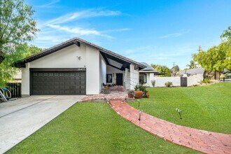 28403 Waring Pl in Agoura Hills, CA - Building Photo - Building Photo