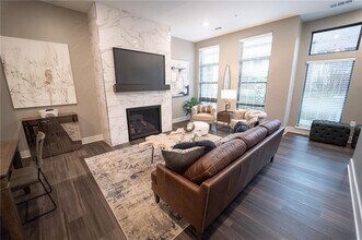 1052 Fraser St in Roswell, GA - Building Photo - Building Photo