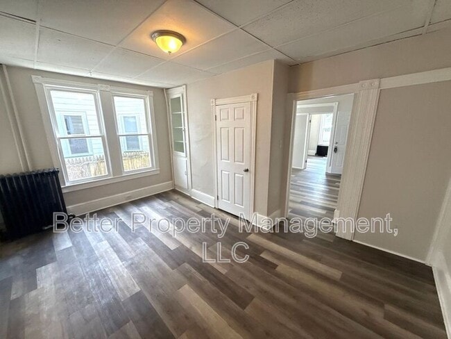 98 W Main St in Millville, NJ - Building Photo - Building Photo
