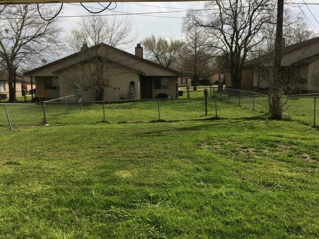 3606 Choctaw St in Bryan, TX - Building Photo - Building Photo