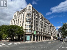 1 Balmoral Ave in Toronto, ON - Building Photo