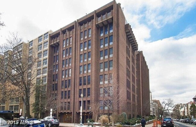 property at 1280 21st St NW