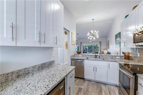 1006 Mainsail Dr-Unit -222 in Naples, FL - Building Photo - Building Photo