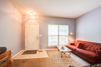 124 Lillian Ave in Severn, MD - Building Photo - Building Photo