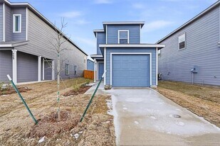 731 Wagtail Dr in Princeton, TX - Building Photo