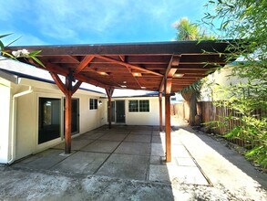 6020 Cheshire Way in Citrus Heights, CA - Building Photo - Building Photo