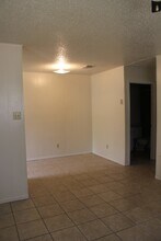 303 E Avenue A in Copperas Cove, TX - Building Photo - Building Photo