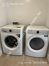 572 W Balsam Ln in Clovis, CA - Building Photo - Building Photo