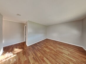 3049 Bluefield Dr in Columbus, OH - Building Photo - Building Photo
