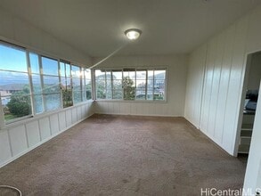 99-1215-1215 Aiea Heights Dr in Aiea, HI - Building Photo - Building Photo