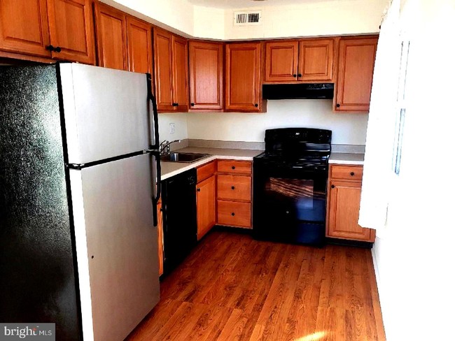 716 Winding Way in Westville, NJ - Building Photo - Building Photo
