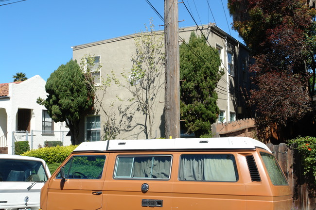 1719 Carleton St in Berkeley, CA - Building Photo - Building Photo