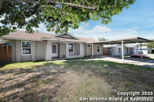 6838 Blue Lake Dr in San Antonio, TX - Building Photo - Building Photo