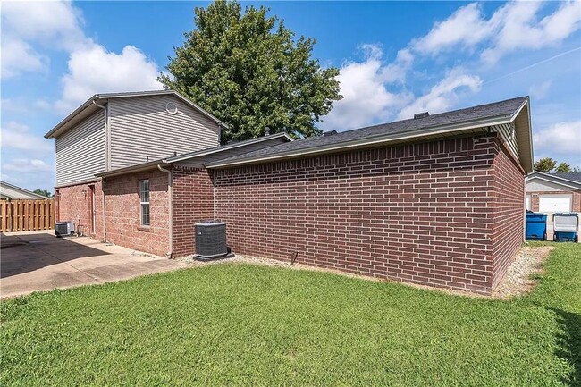 property at 3501 SW Landau Ct