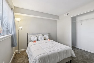 Brookwood Apartments in Indianapolis, IN - Building Photo - Building Photo