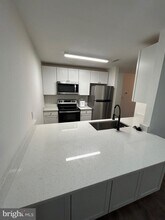 6700 Rapid Water Way in Glen Burnie, MD - Building Photo - Building Photo