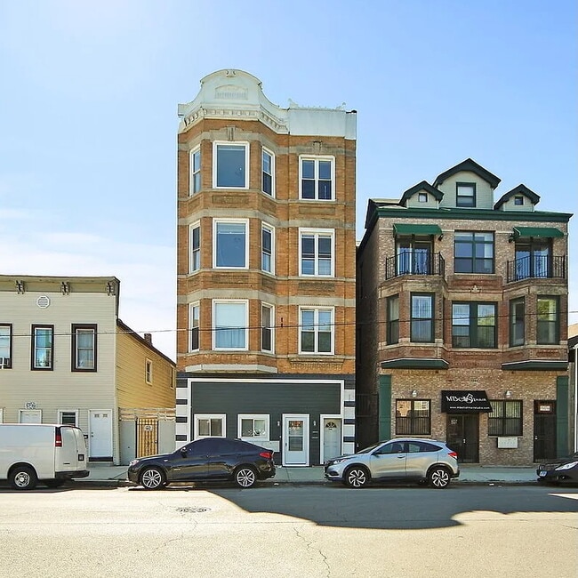 property at 1946 S Racine Ave