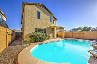 26196 W Burnett Rd in Buckeye, AZ - Building Photo - Building Photo