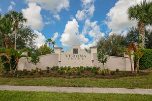 9949 E Villa Cir in Vero Beach, FL - Building Photo