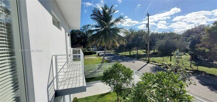 3787 Thomas Ave in Miami, FL - Building Photo - Building Photo