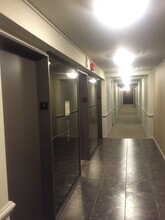 5445 N Sheridan Rd in Chicago, IL - Building Photo - Building Photo