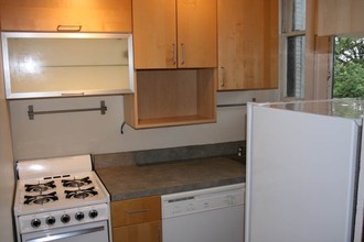 The Delester Apartments in Des Moines, IA - Building Photo - Interior Photo