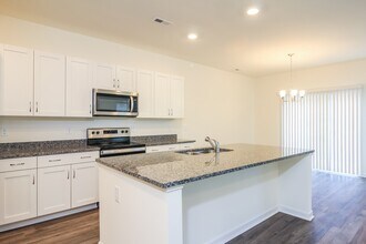 1537 Corbett St in Wilmington, NC - Building Photo - Building Photo