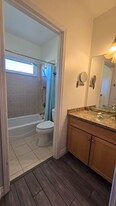 2110 Kaneka St, Unit Private en-suite in Lihue in Lihue, HI - Building Photo - Building Photo