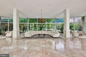 4201 Cathedral Ave NW in Washington, DC - Building Photo - Building Photo