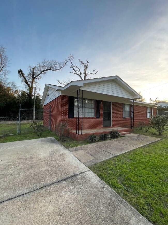 508 Columbia St Rentals in Bainbridge, GA