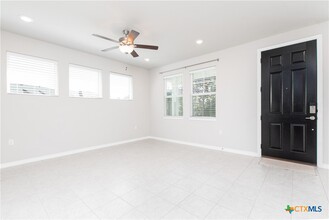 121 Lafitte Dr in San Marcos, TX - Building Photo - Building Photo
