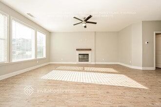 442 Best Friends Turn Alley in Mcdonough, GA - Foto de edificio - Building Photo