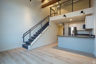 Coney Island Lofts in Kalamazoo, MI - Foto de edificio - Building Photo