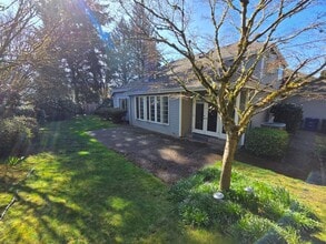 6333 138th Pl SE in Bellevue, WA - Building Photo - Building Photo