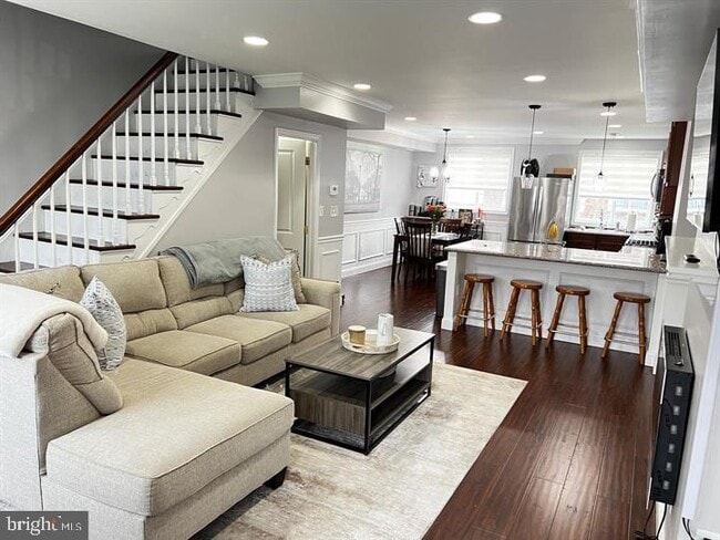 property at 8530 Temple Rd