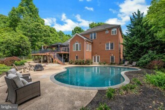 14263 Howard Rd, Unit 1545-312 in Dayton, MD - Building Photo - Building Photo