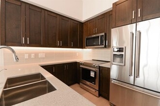 11967-11980 80 Ave in Delta, BC - Building Photo - Building Photo