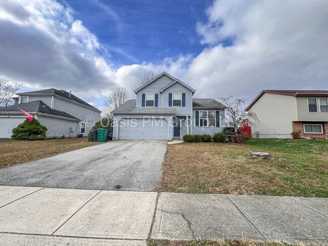 709 Academy Dr in Galloway, OH - Building Photo - Building Photo