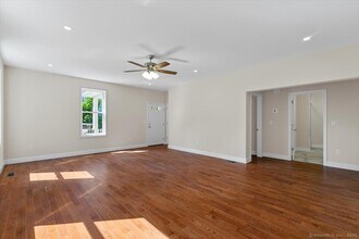 67 Beech St-Unit -1 in New Haven, CT - Building Photo - Building Photo