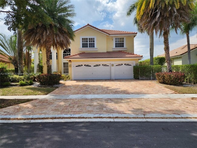 property at 10246 Lexington Estates Blvd